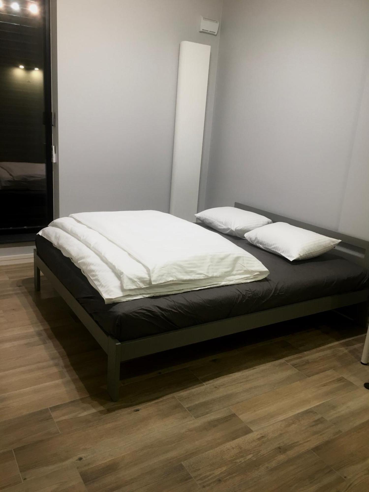 Fractal Guest Rooms - Poznan Centrum Andersia Square & Old Town Pokój zdjęcie