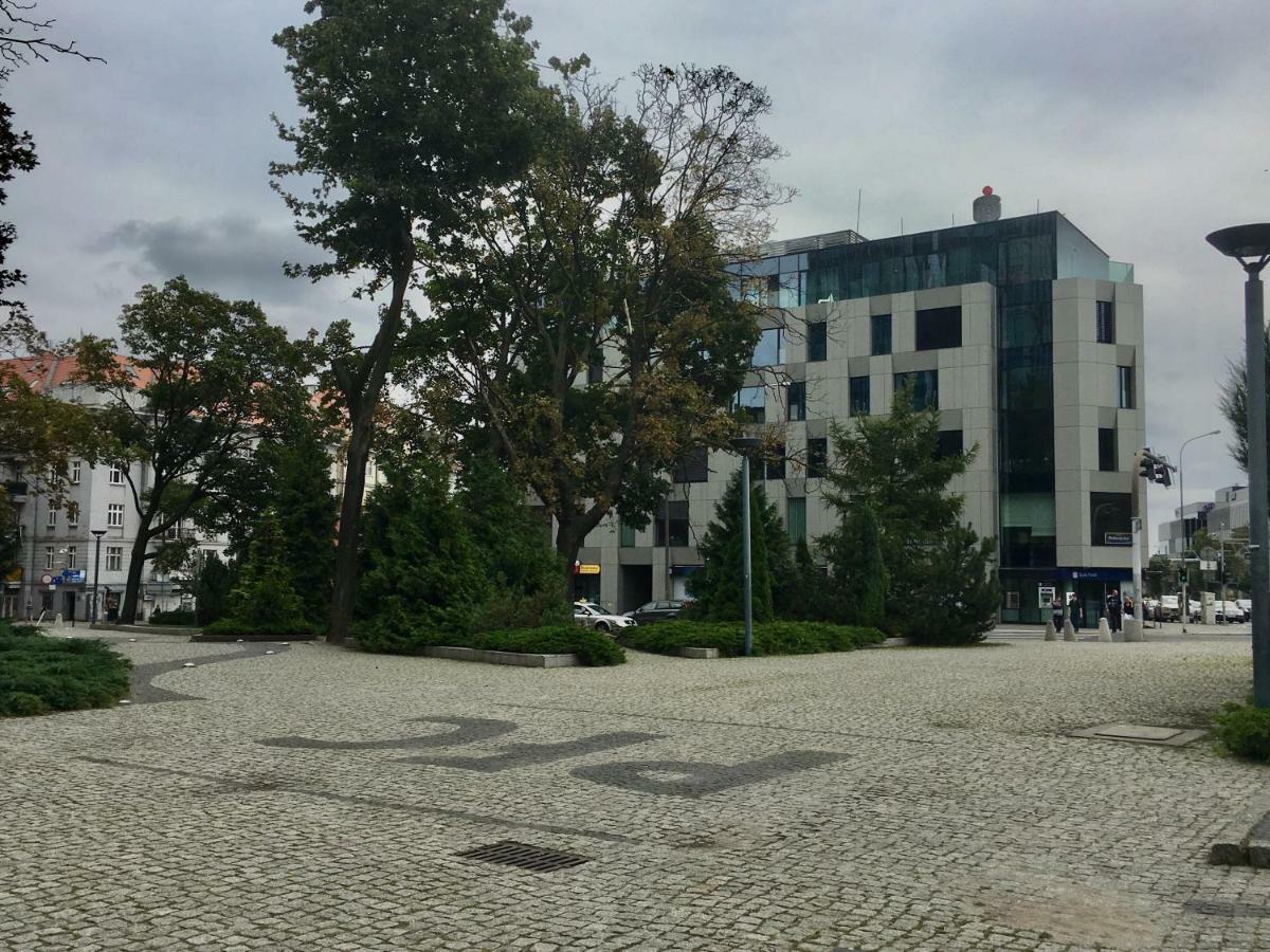 Fractal Guest Rooms - Poznan Centrum Andersia Square & Old Town Zewnętrze zdjęcie