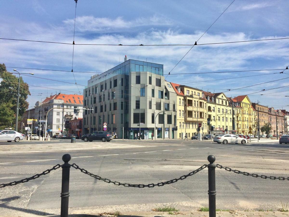 Fractal Guest Rooms - Poznan Centrum Andersia Square & Old Town Zewnętrze zdjęcie